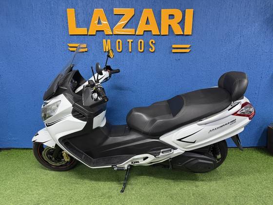 DAFRA MAXSYM 400i 